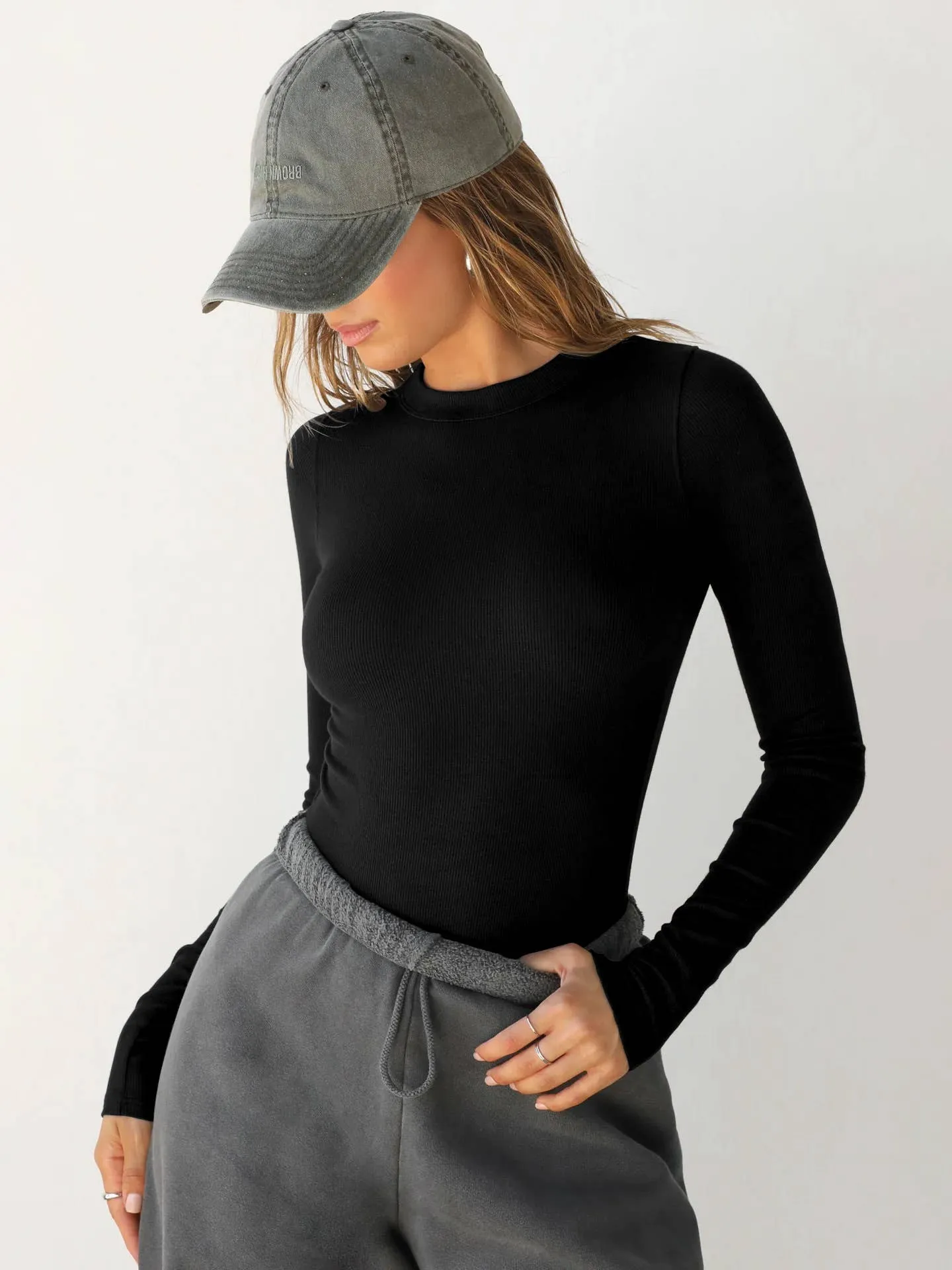 LONG-SLEEVED T-SHIRT